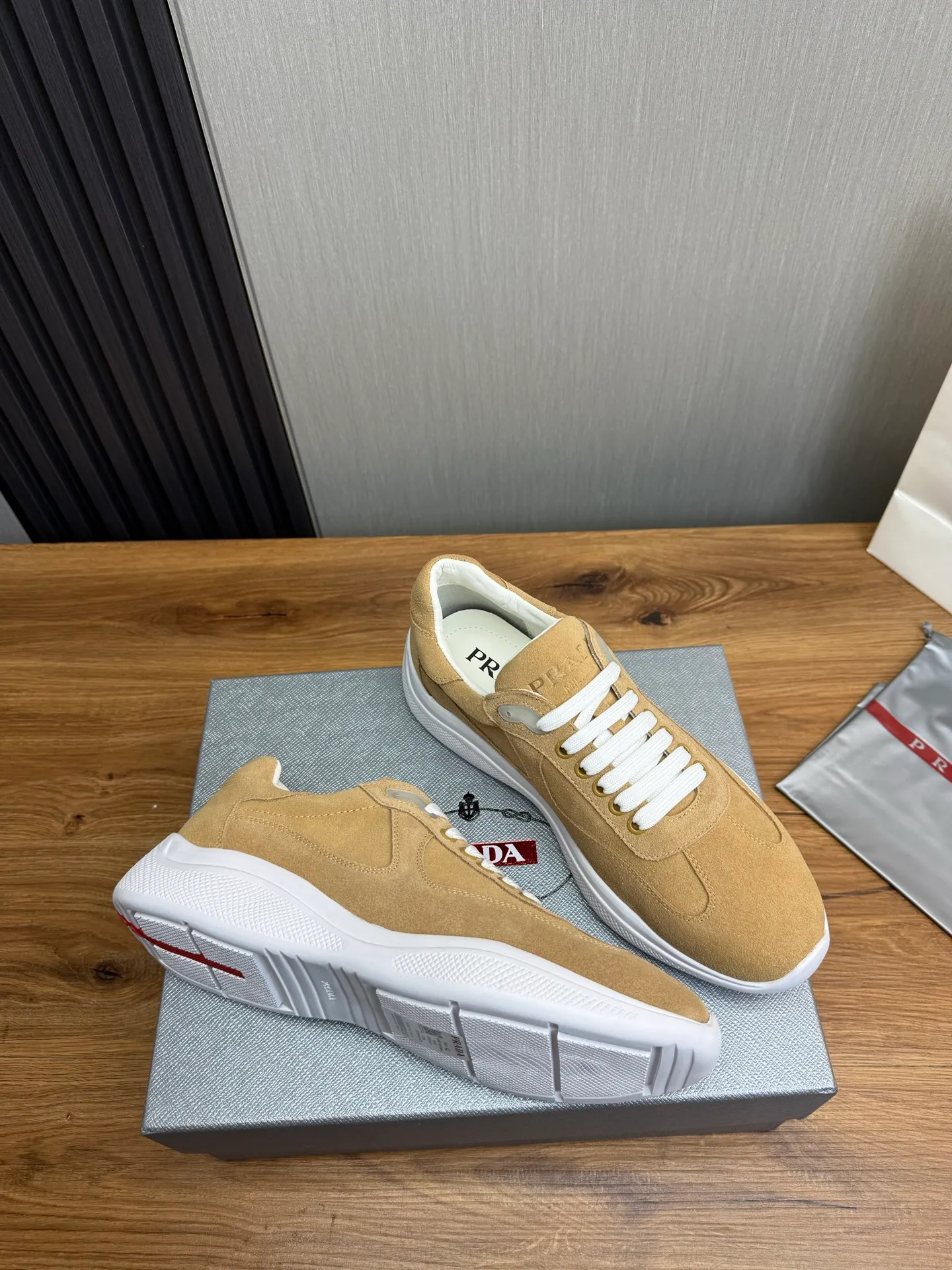 Men's shoes 💰540💰 [PRADA] Men's shoes are popular in the counter, official website is synchronized, 1 high-quality shipment ✔️Original frosted cowhide + cowhide lining, 1🆚1 replica, original sole, 38-45 (45 customized, non-refundable)